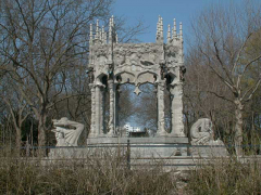 Märchenbrunnen im Von-der-Schulenburg-Park